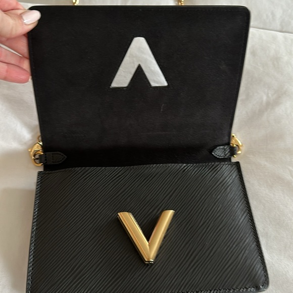 Louis Vuitton Twist Belt Chain Pouch wallet - Picture 2 of 6